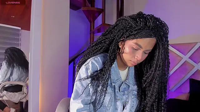 nayah   online show from January 21, 2025, 8:54 pm