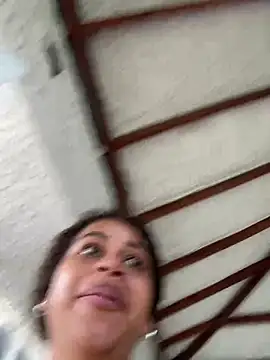 nayah   online show from February 7, 2026, 5:05 pm