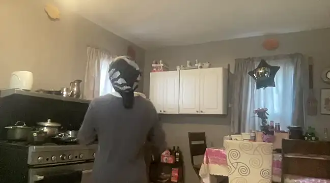 MommyConfident online show from February 21, 2025, 9:11 pm