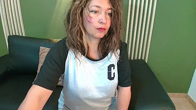 Devil Sara online show from October 22, 2025, 12:27 pm