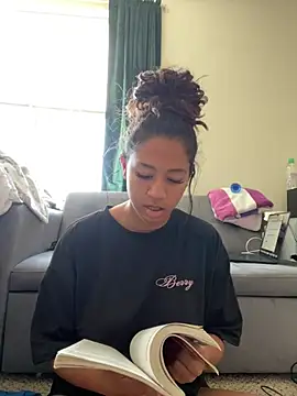 VanessaBling online show from March 16, 2025, 3:17 pm