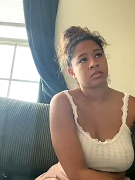 VanessaBling online show from October 18, 2025, 3:02 pm