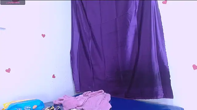 seductivespellvagina80 online show from October 16, 2025, 1:12 pm