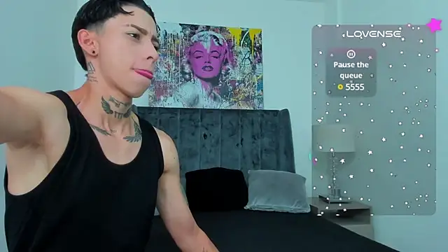 AmberAdams  online show from January 31, 2025, 12:40 pm