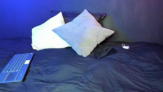 gasaiusagi golden online show from September 23, 2025, 7:28 pm