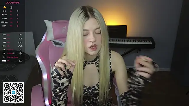 mybunnywendy online show from February 23, 2025, 2:25 pm