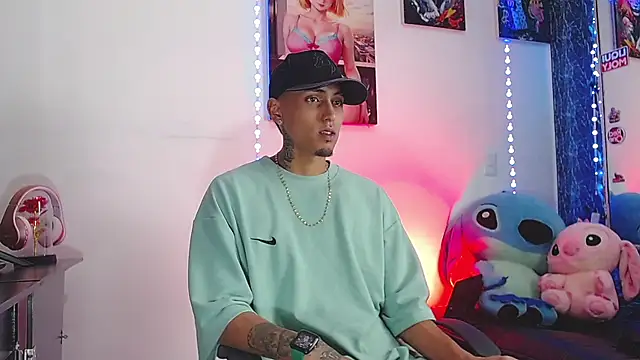 Liam lee online show from October 27, 2025, 9:19 pm