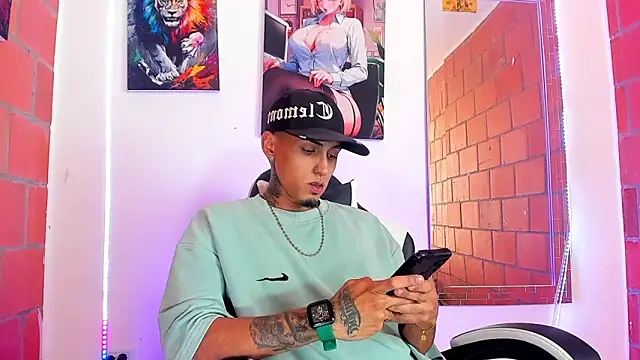 Liam lee online show from March 17, 2026, 9:40 pm