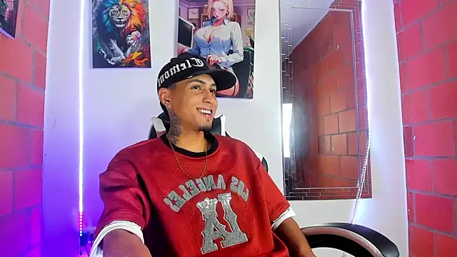 Liam lee online show from March 23, 2026, 11:31 pm