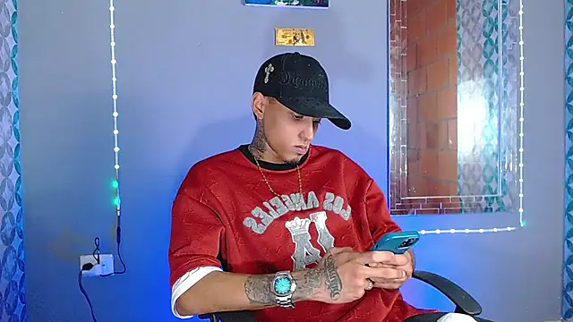 Snapshot of Liam_lee chatting on May 31, 2026, 8:10 pm Liam lee online show from May 31, 2026, 8:10 pm
