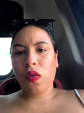 Francesca ferrari online show from February 4, 2025, 7:00 pm