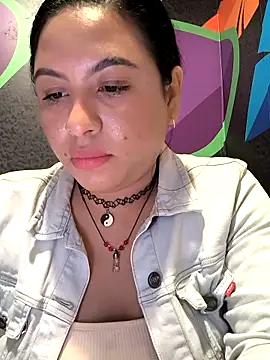 Francesca ferrari online show from October 4, 2025, 6:39 pm