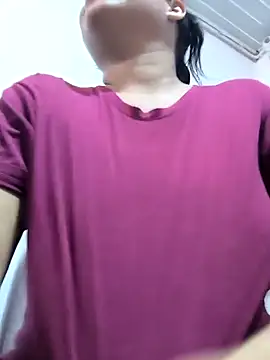 Francesca ferrari online show from April 19, 2026, 6:10 pm