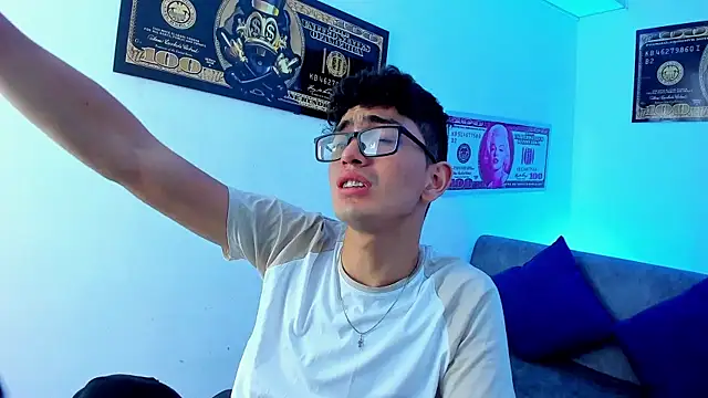 TylerWhite  online show from January 21, 2025, 2:54 am