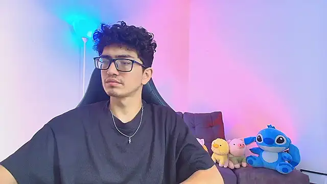 Snapshot of TylerWhite_ chatting on January 12, 2026, 2:00 pm TylerWhite online show from January 12, 2026, 2:00 pm