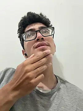 Snapshot of TylerWhite_ chatting on March 15, 2026, 5:08 pm TylerWhite online show from March 15, 2026, 5:08 pm