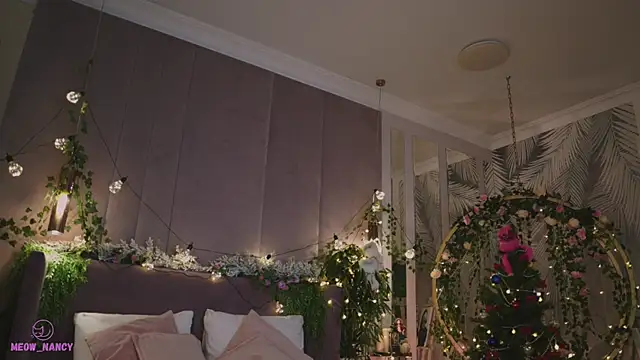 Meow Nancy online show from December 20, 2024, 11:54 am