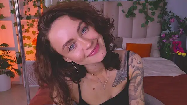 Snapshot of Meow_Nancy chatting on July 28, 2026, 2:13 pm Meow Nancy online show from July 28, 2026, 2:13 pm