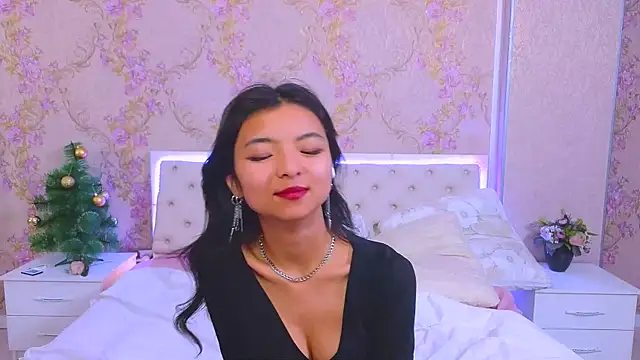 Shy Kira online show from December 26, 2024, 3:20 pm