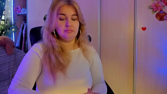 CoraSwon online show from February 1, 2026, 7:29 am