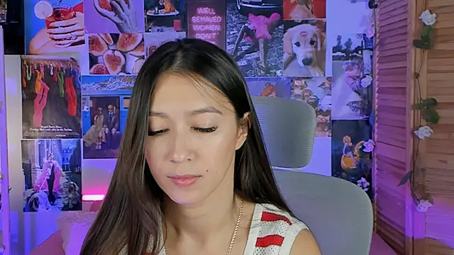 LanaBaker online show from December 24, 2024, 6:11 am