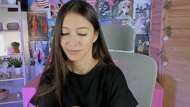 LanaBaker online show from December 30, 2024, 2:53 am