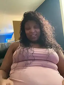 KLoveeee online show from February 8, 2025, 9:25 pm