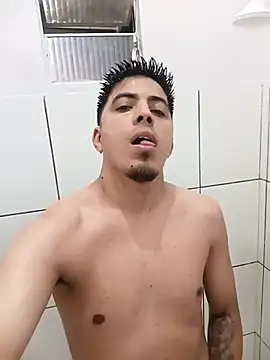 Snapshot of Fiel77 chatting on November 24, 2025, 12:43 am Fiel77 online show from November 24, 2025, 12:43 am