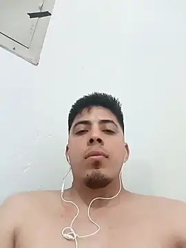 Snapshot of Fiel77 chatting on November 28, 2025, 1:41 am Fiel77 online show from November 28, 2025, 1:41 am