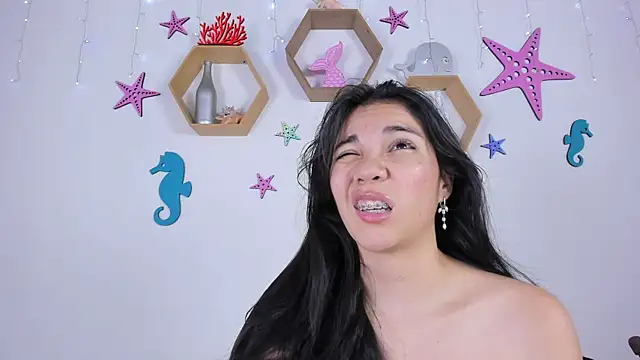 Emiily Parkerr online show from March 6, 2025, 9:14 am