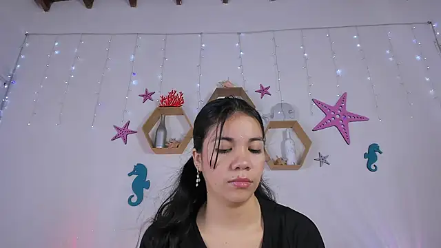 Emiily Parkerr online show from March 12, 2025, 3:13 am