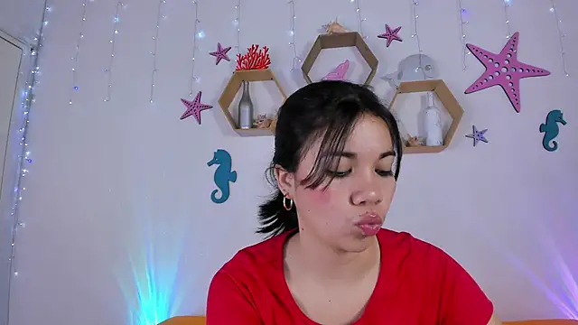 Emiily Parkerr online show from March 19, 2025, 2:59 am