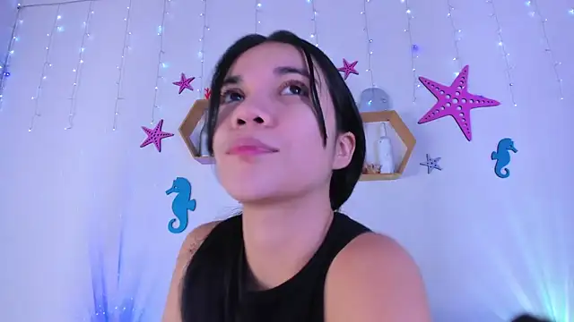 Emiily Parkerr online show from November 22, 2025, 3:05 am