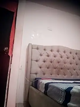 SaucyAffair0 online show from April 19, 2026, 2:49 pm