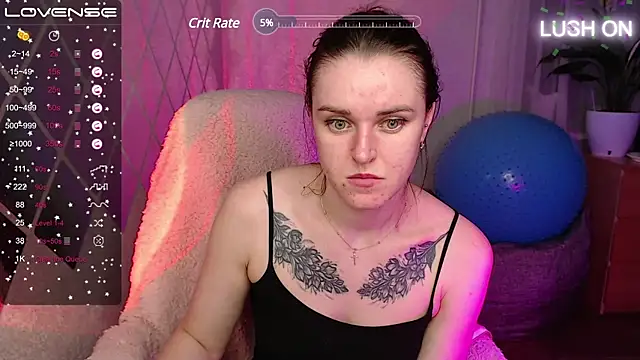 Bella  Swoon online show from February 18, 2025, 4:05 pm