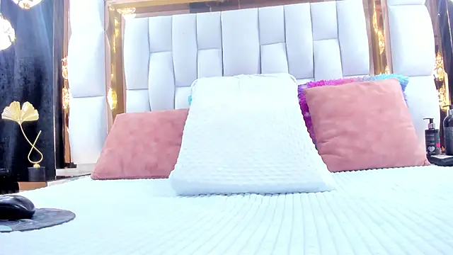 RileySweett online show from September 25, 2025, 11:47 am