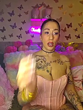 Chachou000 online show from February 19, 2026, 8:05 pm