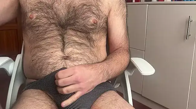 spanishairy online show from March 9, 2025, 11:36 am