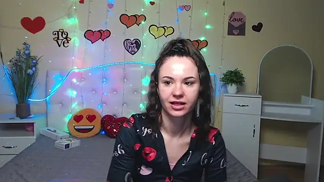 KaraCriegs online show from February 14, 2025, 12:51 am
