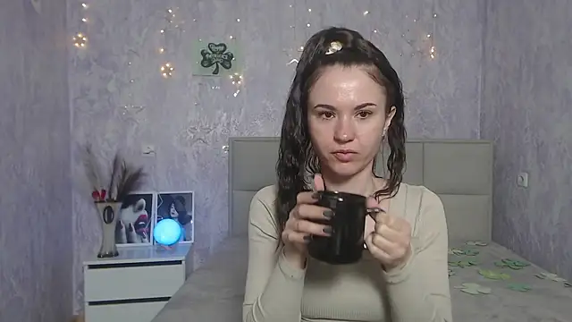 KaraCriegs online show from March 14, 2025, 1:16 am