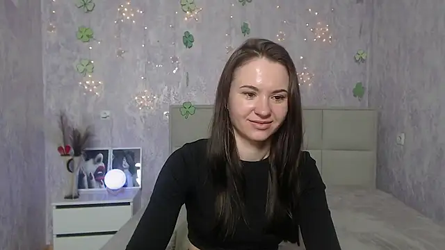 KaraCriegs online show from March 15, 2025, 12:25 am