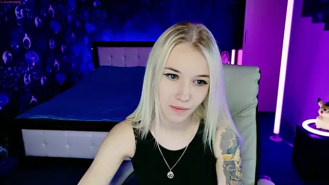 ShhhO O online show from December 5, 2025, 1:31 pm