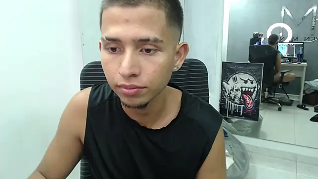 Snapshot of harold_18_ chatting on July 9, 2026, 4:44 pm harold 18 online show from July 9, 2026, 4:44 pm
