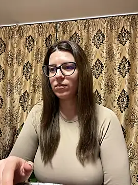 Snapshot of NadiraNoor chatting on February 24, 2025, 8:36 pm NadiraNoor online show from February 24, 2025, 8:36 pm