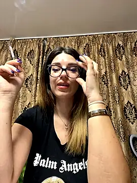 Snapshot of NadiraNoor chatting on November 14, 2025, 9:46 pm NadiraNoor online show from November 14, 2025, 9:46 pm