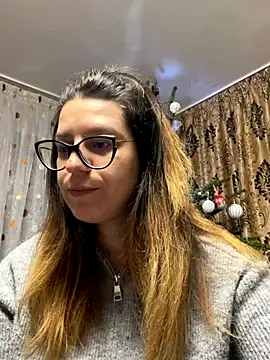 Snapshot of NadiraNoor chatting on December 1, 2025, 9:20 pm NadiraNoor online show from December 1, 2025, 9:20 pm