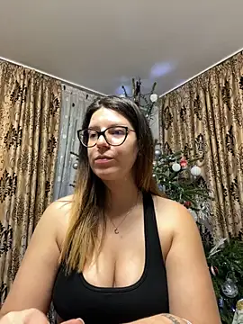 Snapshot of NadiraNoor chatting on December 19, 2025, 9:00 pm NadiraNoor online show from December 19, 2025, 9:00 pm