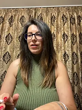 Snapshot of NadiraNoor chatting on May 31, 2026, 8:32 pm NadiraNoor online show from May 31, 2026, 8:32 pm