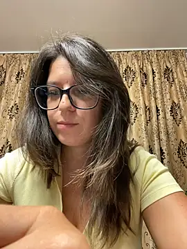 Snapshot of NadiraNoor chatting on July 31, 2026, 12:32 am NadiraNoor online show from July 31, 2026, 12:32 am