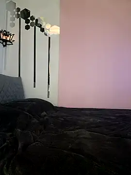 Ina HotX online show from February 2, 2025, 1:52 pm